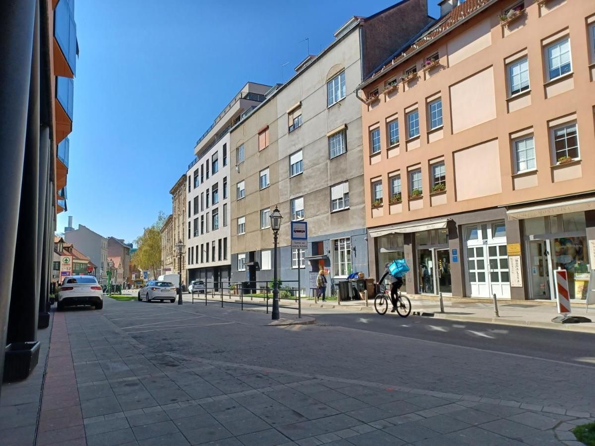 זאגרב Apartment Elara מראה חיצוני תמונה